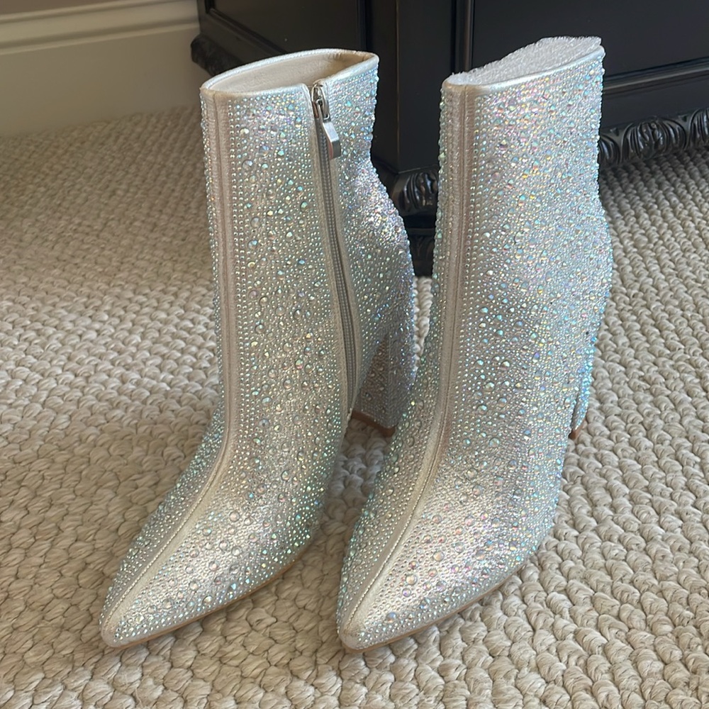 Nash Grey Sparkle Silver boots